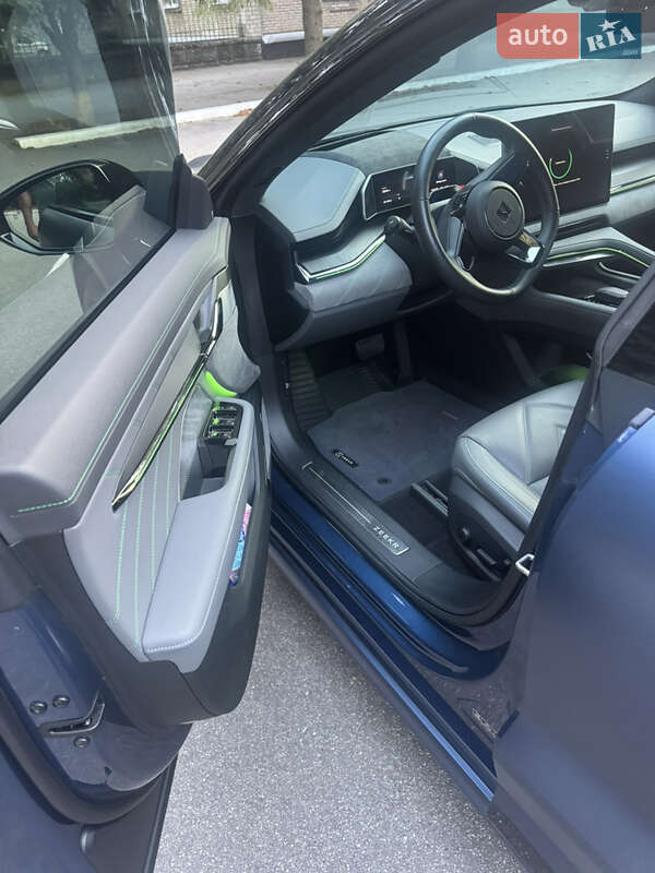 Позашляховик / Кросовер Zeekr 001 2023 в Києві фото 6 Позашляховик / Кросовер Zeekr 001 2023 в Києві
