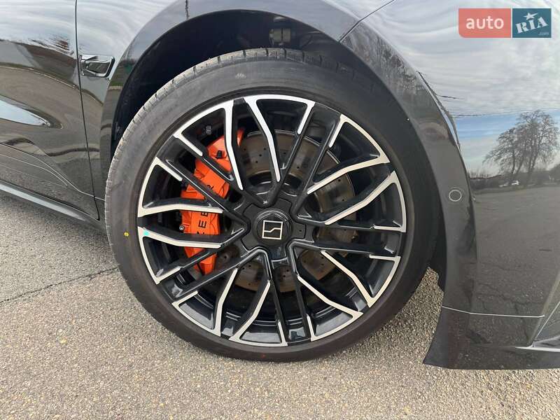 Позашляховик / Кросовер Zeekr 001 2025 в Києві