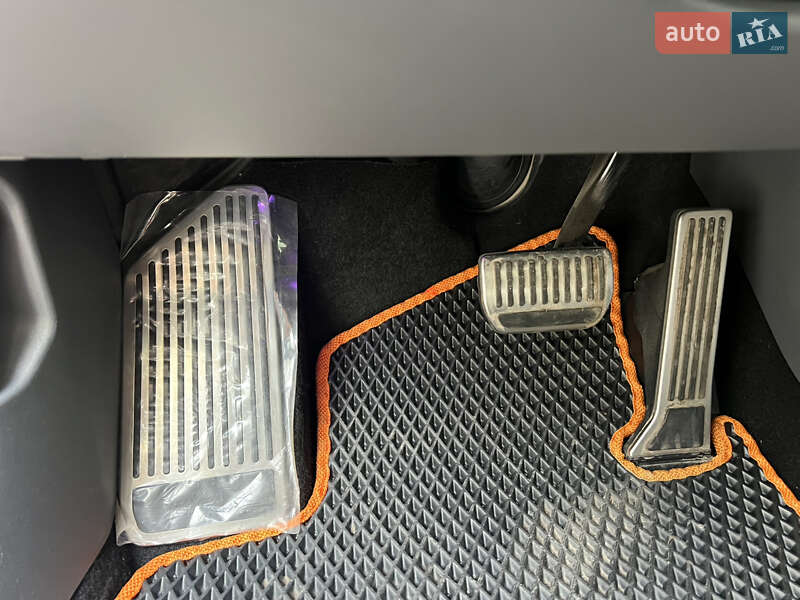 Внедорожник / Кроссовер Zeekr 001 2023 в Полтаве