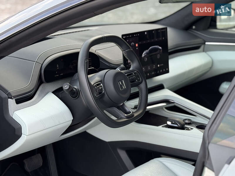 Позашляховик / Кросовер Zeekr 001 2024 в Дніпрі