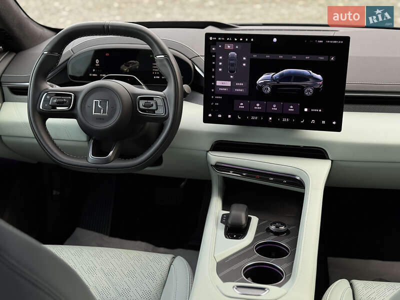 Позашляховик / Кросовер Zeekr 001 2024 в Дніпрі