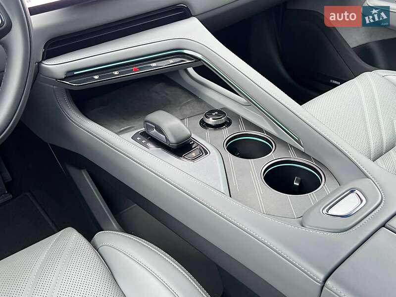 Внедорожник / Кроссовер Zeekr 001 2024 в Львове