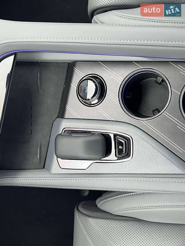 Внедорожник / Кроссовер Zeekr 001 2024 в Львове