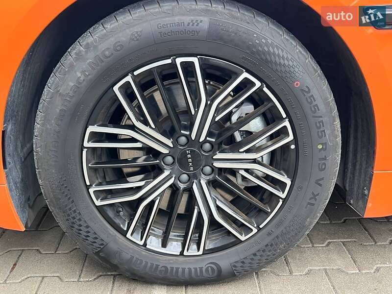 Внедорожник / Кроссовер Zeekr 001 2024 в Львове