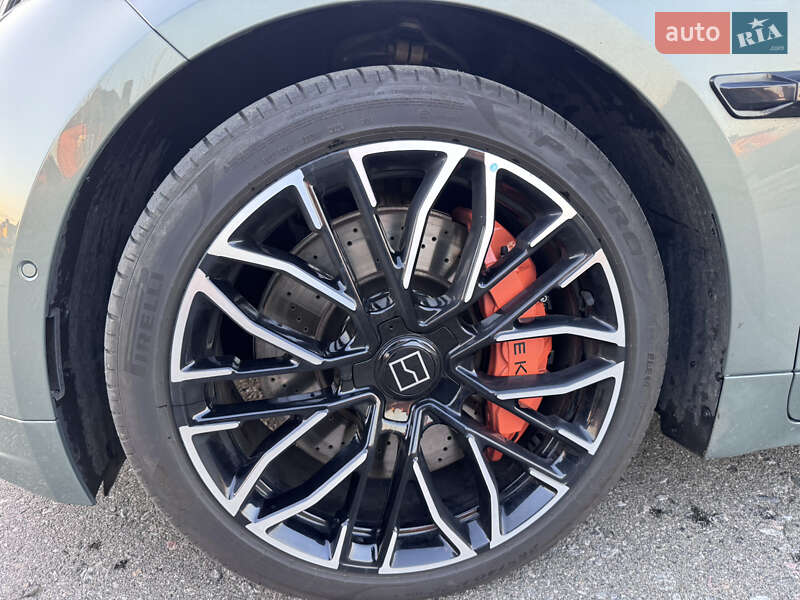 Внедорожник / Кроссовер Zeekr 001 2024 в Киеве