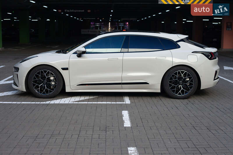 Внедорожник / Кроссовер Zeekr 001 2024 в Киеве