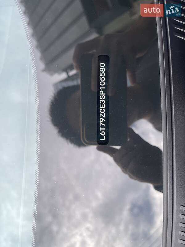 Внедорожник / Кроссовер Zeekr 001 2025 в Одессе