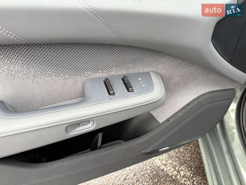 Позашляховик / Кросовер Zeekr 001 2024 в Львові