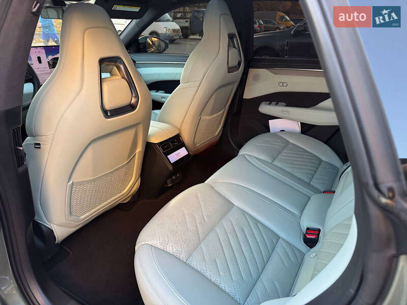 Внедорожник / Кроссовер Zeekr 001 2024 в Киеве