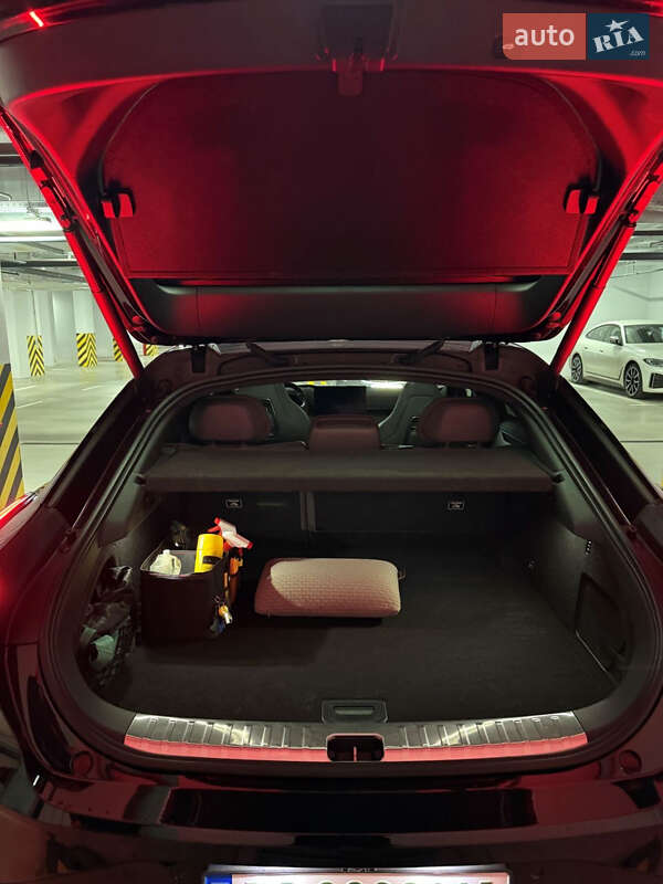 Позашляховик / Кросовер Zeekr 001 2024 в Києві