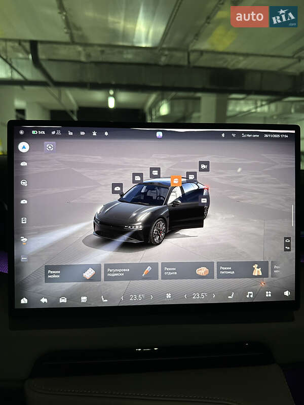 Позашляховик / Кросовер Zeekr 001 2024 в Києві