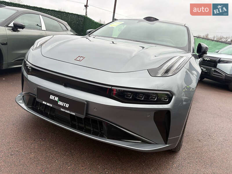 Внедорожник / Кроссовер Zeekr 001 2025 в Киеве