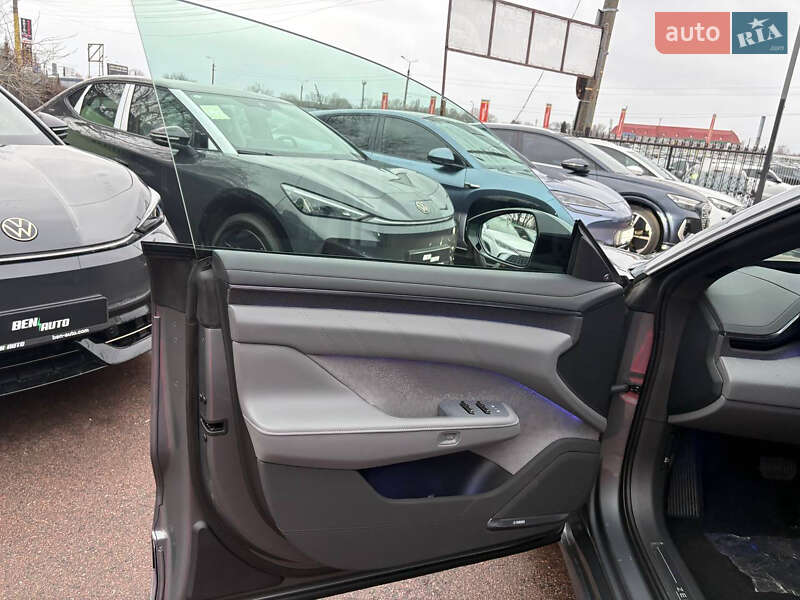 Внедорожник / Кроссовер Zeekr 001 2025 в Киеве