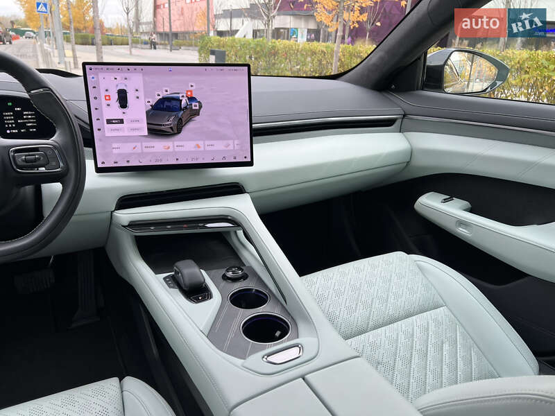 Внедорожник / Кроссовер Zeekr 001 2024 в Киеве