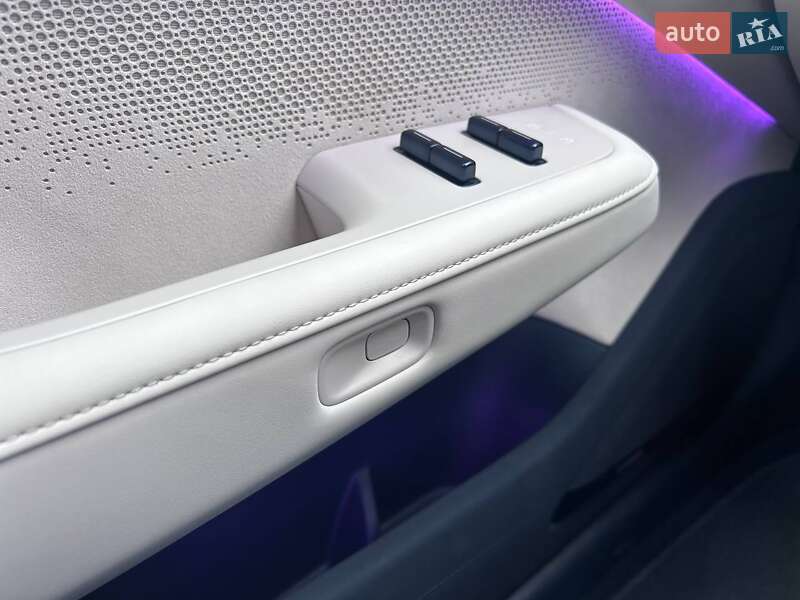 Внедорожник / Кроссовер Zeekr 001 2024 в Кременчуге