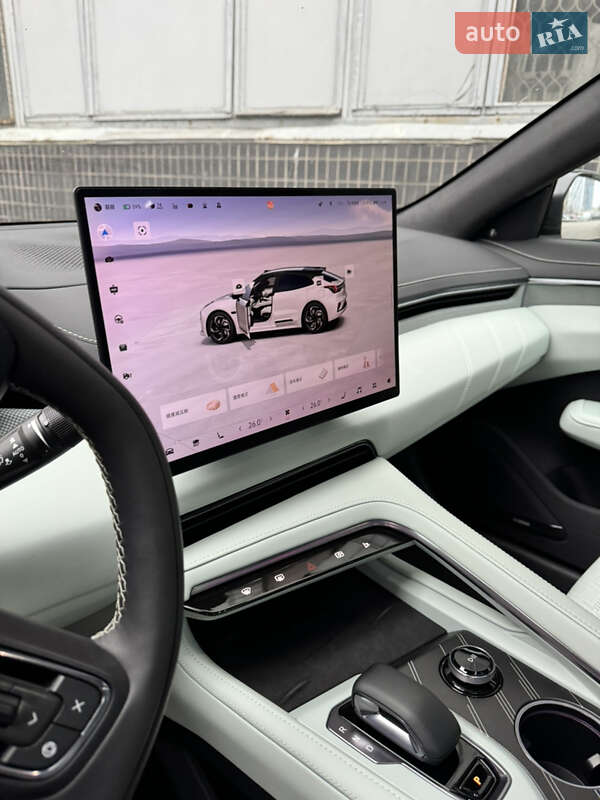 Внедорожник / Кроссовер Zeekr 001 2024 в Киеве