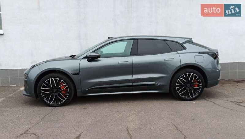 Внедорожник / Кроссовер Zeekr 001 2025 в Киеве