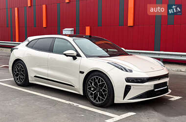 Позашляховик / Кросовер Zeekr 001 2025 в Києві