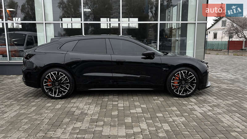 Zeekr 001 2024 Zeekr 001 2024