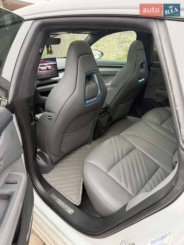 Позашляховик / Кросовер Zeekr 001 2024 в Кам'янець-Подільському