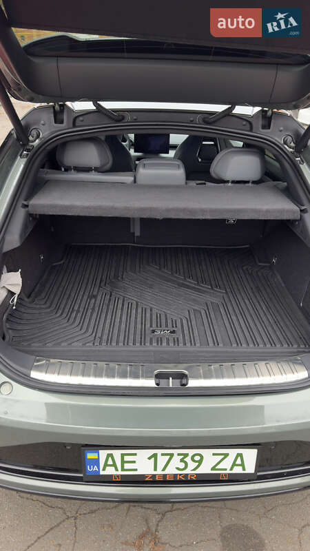 Позашляховик / Кросовер Zeekr 001 2024 в Дніпрі фото 13 Позашляховик / Кросовер Zeekr 001 2024 в Дніпрі