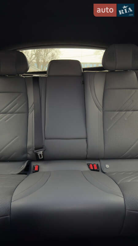 Позашляховик / Кросовер Zeekr 001 2024 в Дніпрі фото 23 Позашляховик / Кросовер Zeekr 001 2024 в Дніпрі