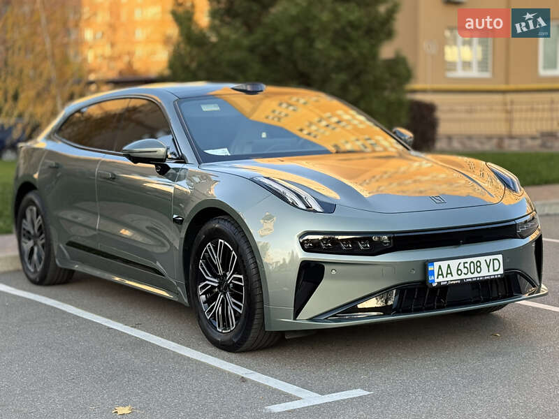 Позашляховик / Кросовер Zeekr 001 2024 в Києві