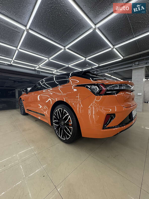 Внедорожник / Кроссовер Zeekr 001 2024 в Киеве