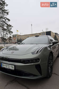 Позашляховик / Кросовер Zeekr 001 2025 в Миколаєві