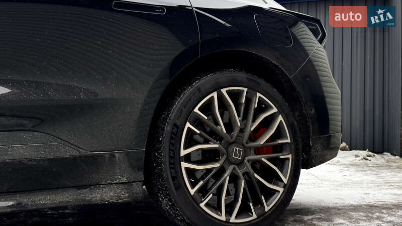 Позашляховик / Кросовер Zeekr 001 2024 в Києві