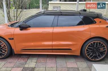 Позашляховик / Кросовер Zeekr 001 2023 в Дніпрі