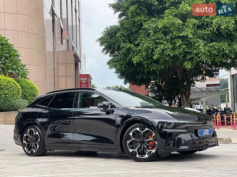 Zeekr 007 GT 2025