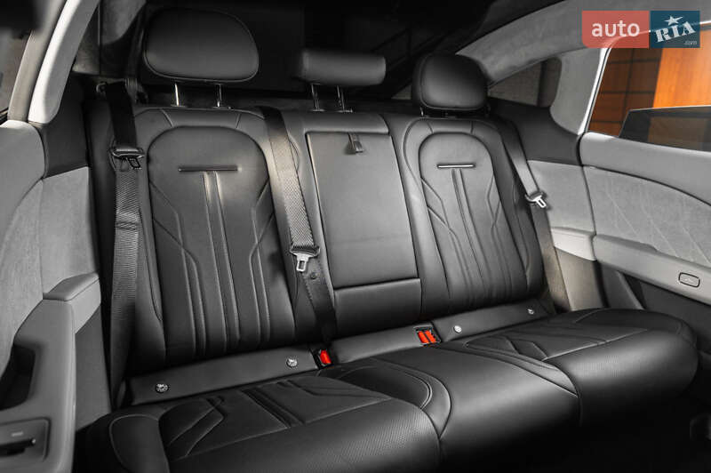 Седан Zeekr 007 2024 в Одессе