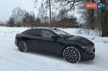 Седан Zeekr 007 2024 в Чернігові