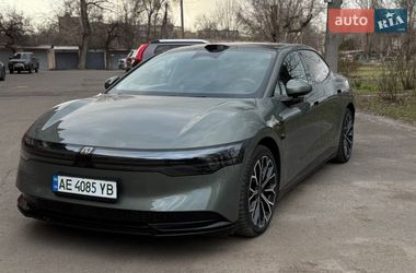 Седан Zeekr 007 2024 в Кривому Розі