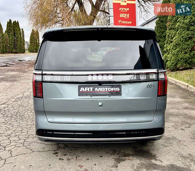 Мінівен Zeekr 009 2024 в Києві