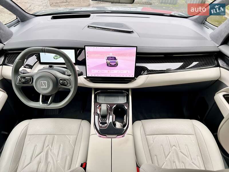 Мінівен Zeekr 009 2024 в Києві