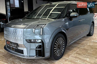 Мінівен Zeekr 009 2024 в Києві