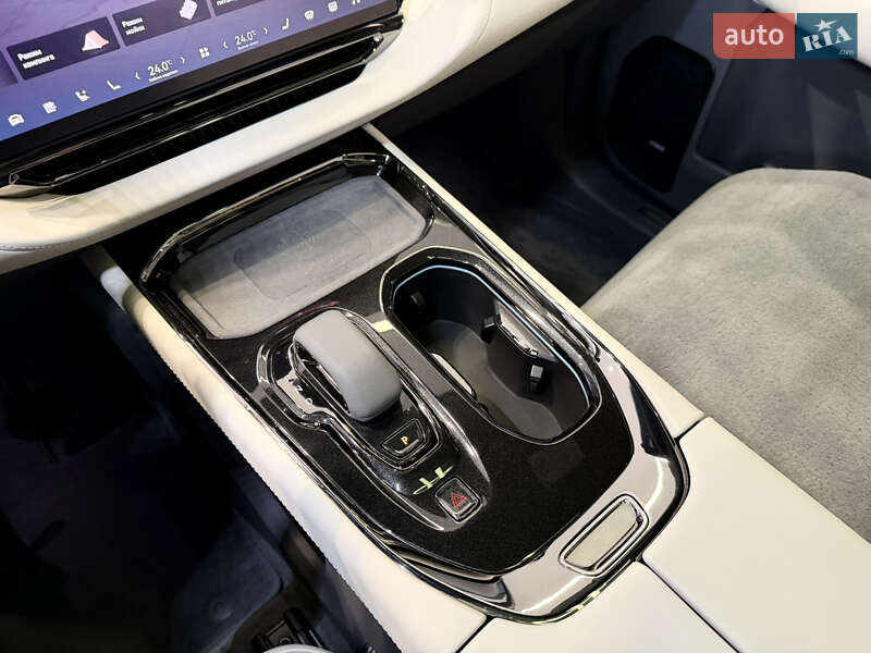 Мінівен Zeekr 009 2024 в Києві