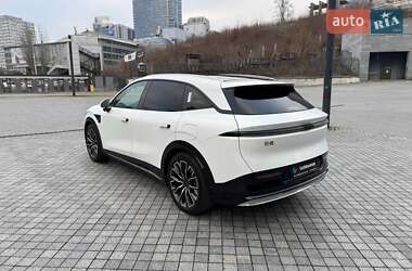 Позашляховик / Кросовер Zeekr 7X 2025 в 