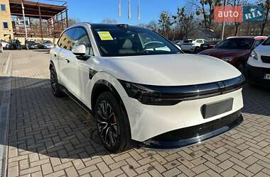 Внедорожник / Кроссовер Zeekr 7X 2024 в 