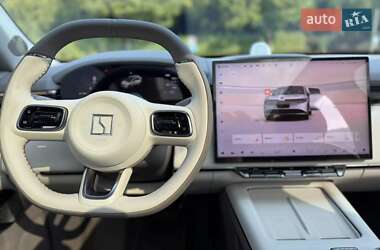 Внедорожник / Кроссовер Zeekr 7X 2024 в 