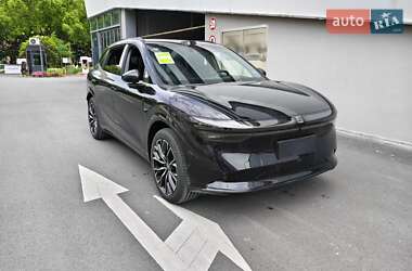 Позашляховик / Кросовер Zeekr 7X 2025 в 