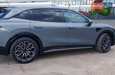 Позашляховик / Кросовер Zeekr 7X 2024 в 