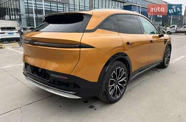 Внедорожник / Кроссовер Zeekr 7X 2024 в 