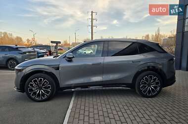 Внедорожник / Кроссовер Zeekr 7X 2025 в 