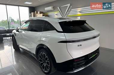 Позашляховик / Кросовер Zeekr 7X 2025 в 