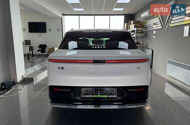 Позашляховик / Кросовер Zeekr 7X 2025 в 