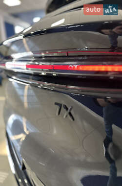 Позашляховик / Кросовер Zeekr 7X 2025 в 