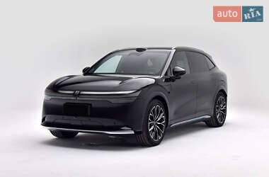 Позашляховик / Кросовер Zeekr 7X 2025 в 